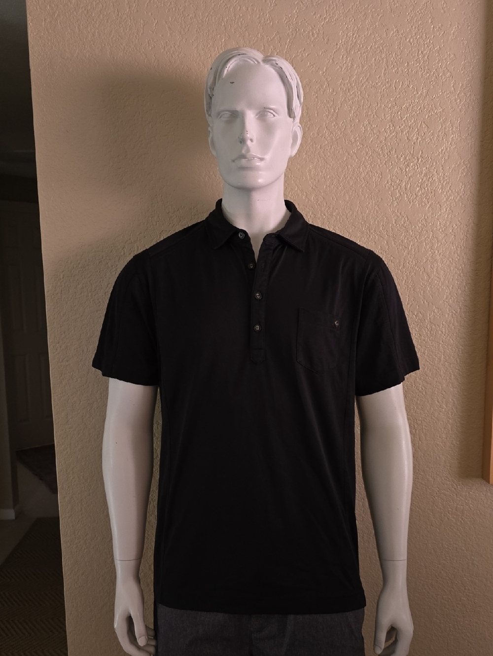 IJP Ian Poulter Golf Shirt Black Short Sleeve - Size L
